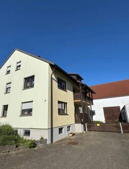 3-Familienhaus mit Landwirtschaftsfläche in Burgsalach - Burgsalach