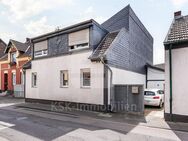 Solide gebaut, ruhig gelegen - Ihr Mehrfamilienhaus in Köln-Worringen! - Köln