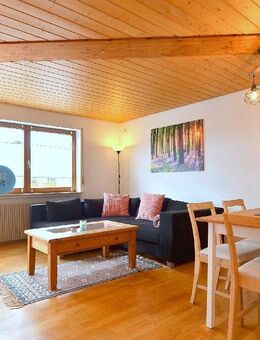 Schöne 3-Zimmer-Wohnung mit Balkon in Bad Bellingen, möbliert - Bad Bellingen