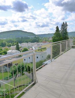 Modernisiertes Wohnhaus mit Einliegerwhg. und Garage in Panoramalage von Beilngries - Beilngries