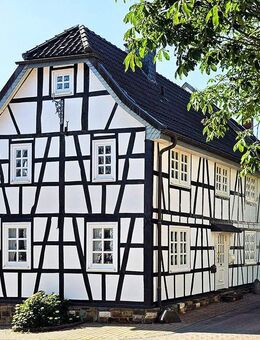 Repräsentatives Fachwerkhaus mit besonderem Charme in Sinzig - Koisdorf - Sinzig