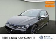 VW Golf, 2.0 TSI R, Jahr 2023 - Eschborn