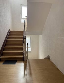 Attraktive 2-Zimmer-Wohnung in liebevoll restauriertem Altbau - perfekte Kapitalanlage - Castrop-Rauxel