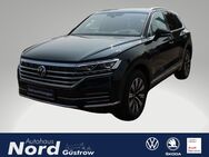 VW Touareg, 3.0 TDI Elegance ALLR, Jahr 2021 - Güstrow