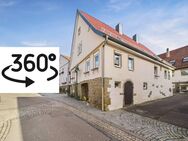 Gemütliches, modernisiertes Einfamilienhaus in Sachsenheim, 7 1/2 Zimmer, kernsaniert, EBK, 2 x TLB - Sachsenheim