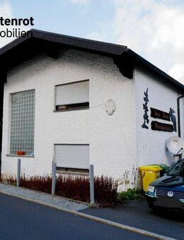 Charmantes Gastanwesen mit großzügiger Eigentümerwohnung - ideal für Neunutzung oder Umbau - Steinbach (Wald)