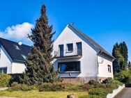 Freistehendes Einfamilienhaus mit Garage und Vollkeller in KW-Stieldorf! 130qm, 533qm Areal, 2 Bäder! - Königswinter