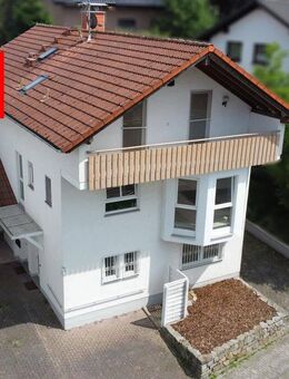 Alle unter einem Dach: Einfamilienhaus mit Einliegerwohnung in ruhiger Lage - Rimbach (Hessen)