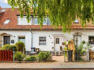 Tolles Reihenmittelhaus mit Keller, schönem Garten, Terrasse und EBK in familienfreundlicher Lage - Hannover
