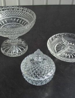 Dose+Schale auf Fuß+Kabarett Snackschale Pressglas Glas zus. 5,- - Flensburg