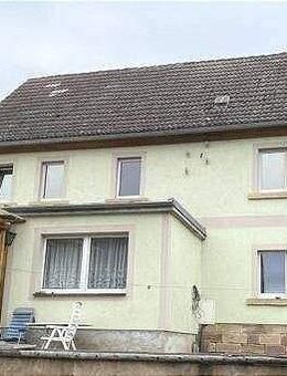 EFH mit großem Grundstück in Wennungen - Karsdorf