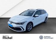 VW Golf Variant, 1.5 Golf VIII eTSI R-Line IQ-Light Panodach, Jahr 2023 - Gießen