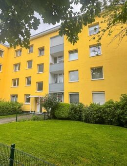 Citywohnung an der Geeste / 2 Zimmer, gedämmte Fassade, Balkon - Bremerhaven