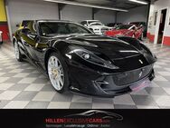 Ferrari 812 Superfast u-frei*Scheckheft*Racing Seats - Prüm