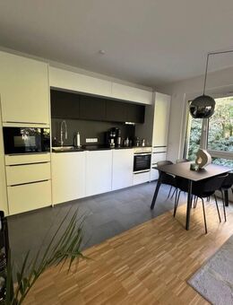 Helle 3-Zimmer Wohnung mit Loggia im Neubauviertel - Nürnberg