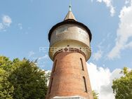 + Wohnen und Arbeiten im Wasserturm Pinneberg + - Pinneberg