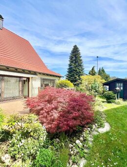 PLATZ FÜR DIE FAMILIE ?? Freistehendes Einfamilienhaus mit großem Garten in Kelsterbach! - Kelsterbach