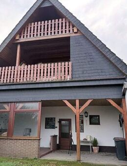 Zweifamilienhaus in ruhiger und dennoch zentraler Lage von Schwanewede im Ortsteil Neuenkirchen - Schwanewede