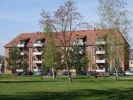 2,5 Zi. DG Maisonette Wohnung mit Fahrstuhl, Balkon und Stellplatz im Wilhelminischen Hof - Zerbst (Anhalt)