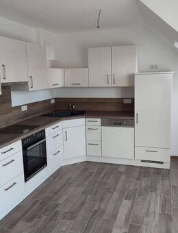 Moderne 2-stöckige 3-Zimmer-Wohnung in Achim - Achim