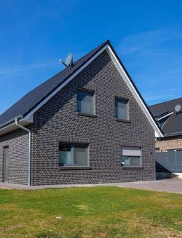 Echtes Neubau-Schmuckstück in guter Lage von Remels: Niedrigenergiehaus - Uplengen