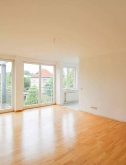 4-Zimmer-Maisonettewohnung mit Stellplatz und Balkon in Hohen Neuendorf - Hohen Neuendorf