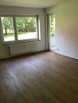 Geräumige 2-Zimmer Wohnung im Erdgeschoss - Lübeck