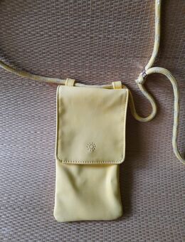 Kleine gelbe Handy-Tasche - Nürnberg