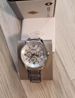 NEU Fossil Damen-Armbanduhr Silber - Dorsten