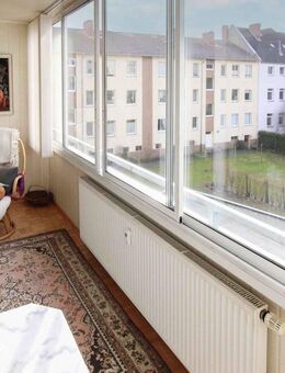 Großzügig und sonnenverwöhnt: 3-Zi.-ETW mit 2 Wintergärten und 2 Stellplätzen im schönen Hannover - Hannover