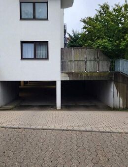 Geräumige Terrassenwohnung mit Garten, altersgerecht, provisionsfrei, sofort beziehbar - Leonberg (Baden-Württemberg)