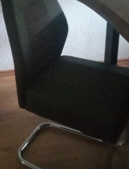 4 tolle gebrauchte Esstisch Stühle zu verkaufen - Essen