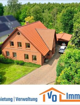 Familientraum im Herzen von Wiesmoor: Gepflegtes Einfamilienhaus mit Doppelcarport in Toplage - Wiesmoor