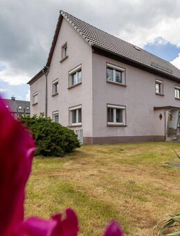 Platz für eine große Familie gesucht? Ein bis Zweifamilienhaus im zentralen Frankenthal bei Bischofswerda - Frankenthal