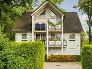 In schickem MFH: EG-Wohnung mit Terrasse und Fensterbad in ruhiger und grüner Lage - Leipzig