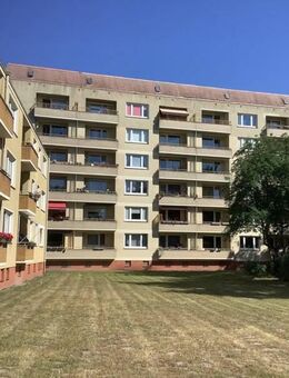 Schicke 3-Zimmer-Hochparterre-Wohnung mit Balkon - Bremen