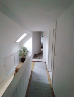 Freistehendes Einfamilienhaus mit großzügigem Garten - Ihr neues Zuhause erwartet Sie! - Roes
