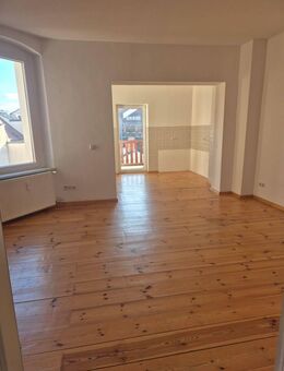 helle und geräumige 2- Zimmerwohnung mit Balkon - Neuruppin