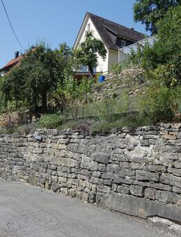 +++ Einfamilienhaus mit Ausbaupotenzial in sonniger, ruhiger Lage +++ - Haiterbach