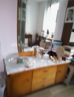 Rares für BARES Schlafzimmer 3fach spiegelkomode mit Nachtisch - Radolfzell (Bodensee)