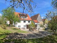 NAHE BROMBACHSEE IN SPALT-STOCKHEIM: DIE BESONDERE IMMOBILIE IM FRÄNKISCHEN STIL MIT TOLLEM GARTEN - Spalt