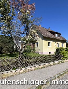 Hier lohnt sich ein zweiter Blick! Ein- oder Zweifamilienhaus mit Doppelgarage in Unterferrieden - Burgthann