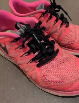 Gebrauchte Nike Free 5.0 Damen Laufschuhe, Gr. US 7,5 (EU ca. 39) - Münster