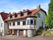 Einfamilienhaus inkl. großer Einliegerwohnung mit viel Potenzial und traumhaften Ausblick. - Schrozberg