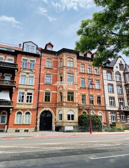 antaris Immobilien GmbH **Altbau mit Charakter: 5-Zimmer-Wohnung mit Balkon &Charme-Viel Potenzial** - Erfurt