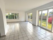 Großzügiges barrierefreies wohnen im Erdgeschoß! 160m² zuzügl.73m² Obergeschoß! 795m² Grundstück 2 Garagen.... - Bremen