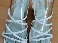 Sandalen. Schuhe - Hausach