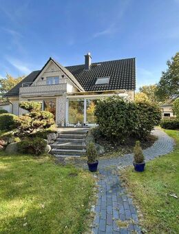 Zweifamilienhaus mit Gartenidylle in Spielstraßenlage - Mönkeberg