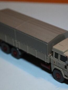 Wiking HO Model Magirus 235 D 22 F Pritschen-Lkw - Hamburg Wandsbek