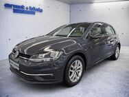 VW Golf 1.6 TDI Comfortline SHZ PDC NAVI Winterpaket - Freiburg (Breisgau)